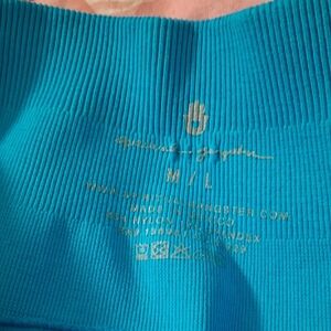 Spiritua Gangster New Turqouise Leggins Size M/L,New Never Worn